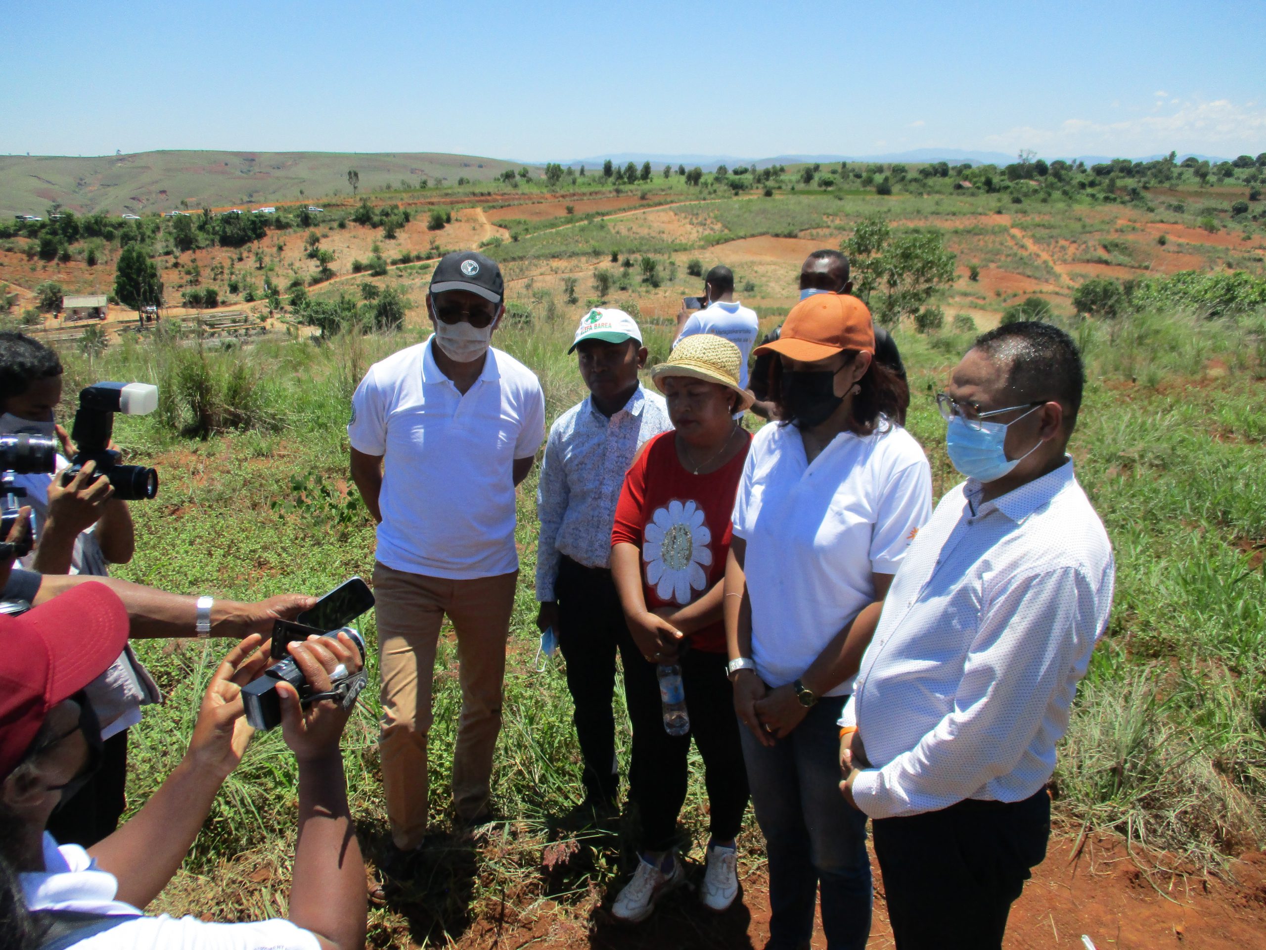 Visite officielle du Parc Madagasikarantsika à Ampotaka