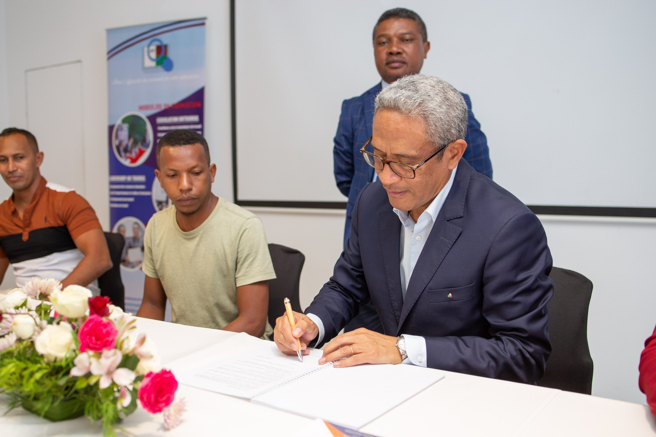 Signature des conventions collectives révisées des 4 filiales d’Imperial Brands Madagascar